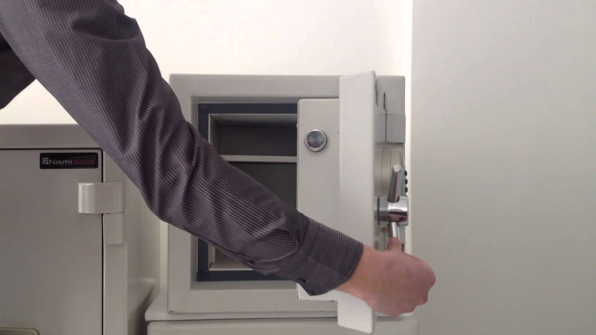 7/24 Acil l Çelik Kasa Çilingir Servis